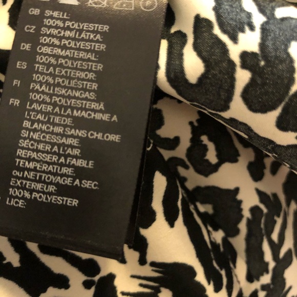 Leopard print ruffle top with bow - Picture 6 of 6